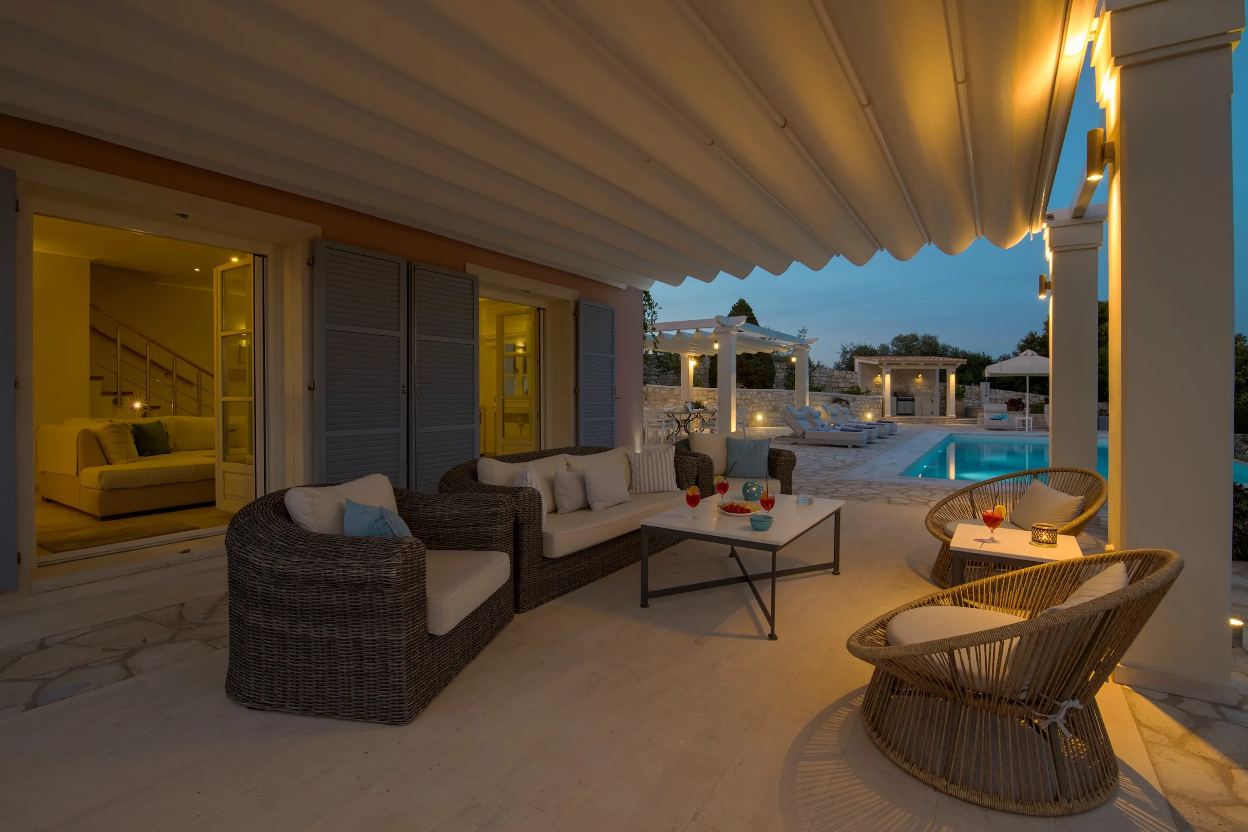 Chloe Villa - PaxosRetreats