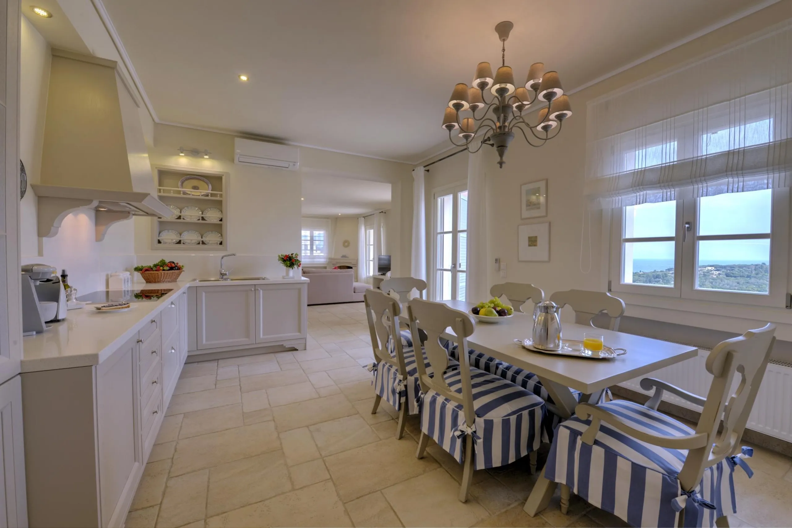 Chloe Villa - PaxosRetreats