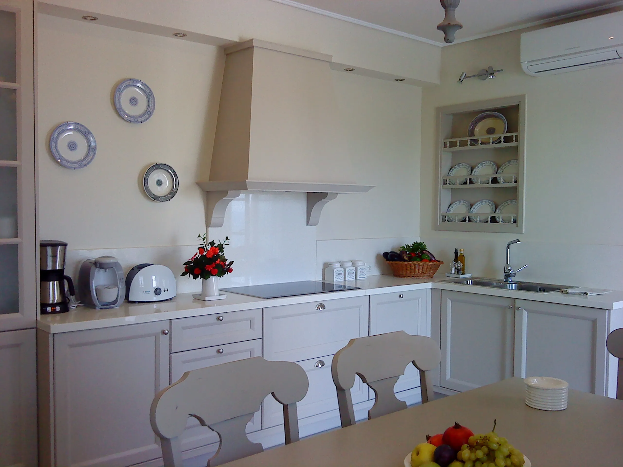 Chloe Villa - PaxosRetreats