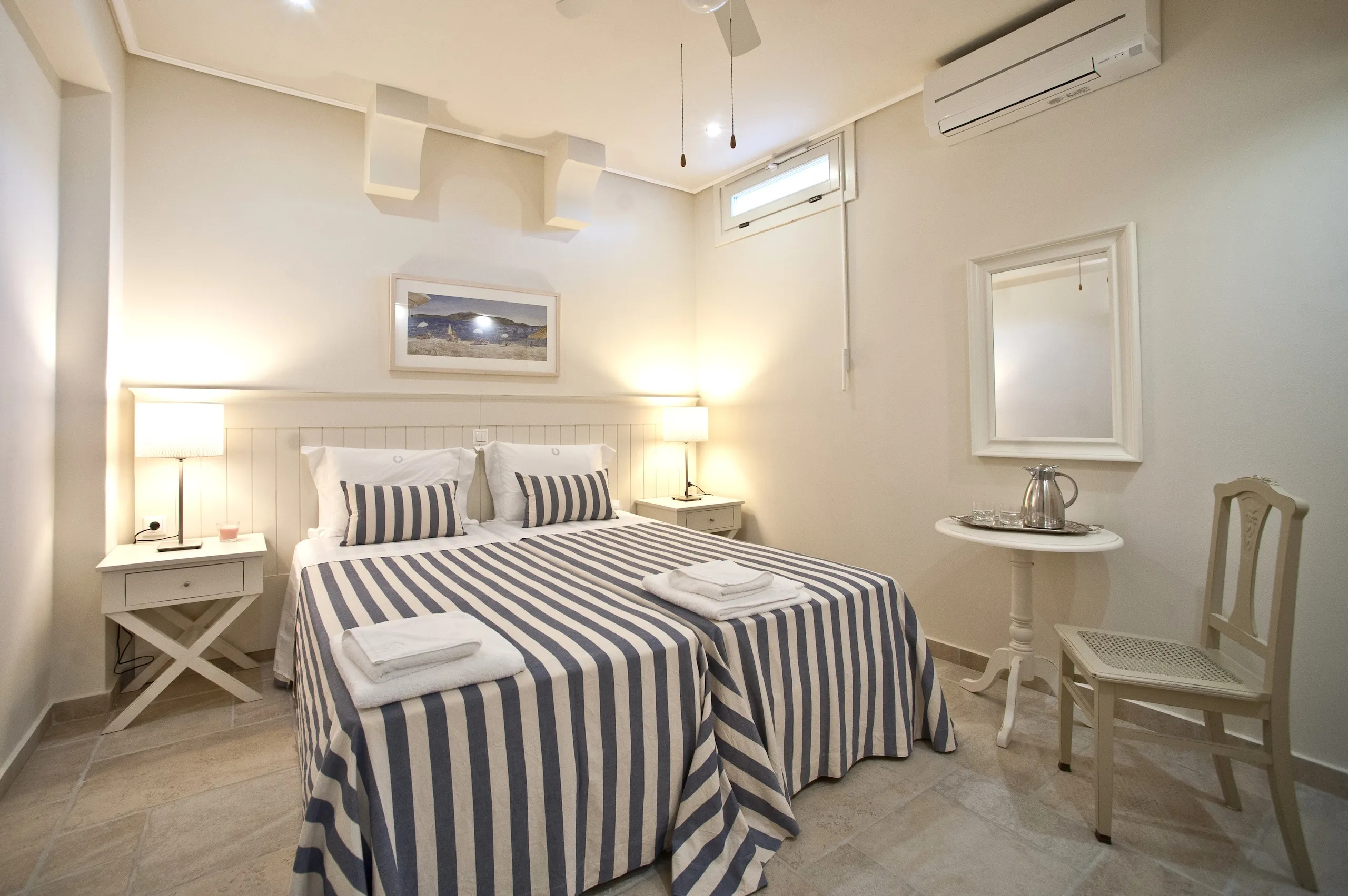 Chloe Villa - PaxosRetreats