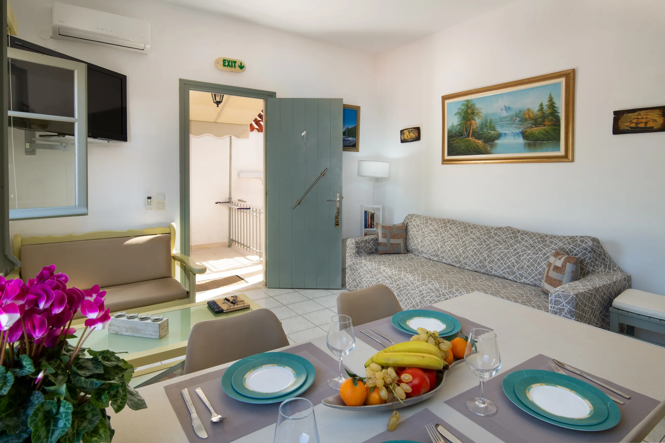 Dora I Studio - Paxos Retreats