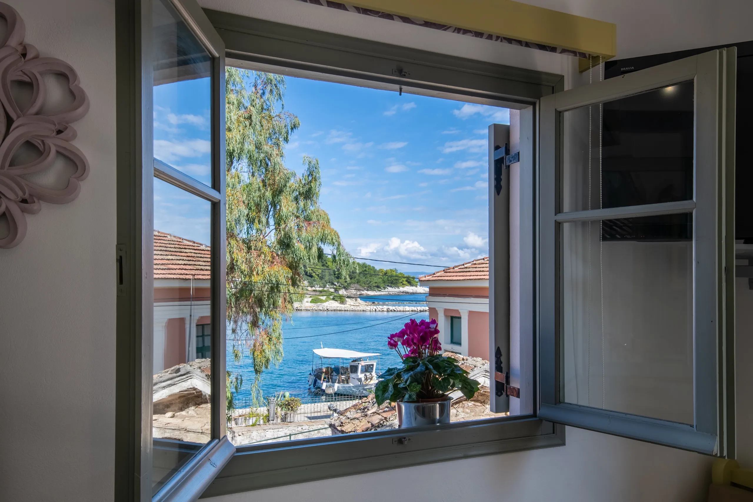 Dora I Studio - Paxos Retreats