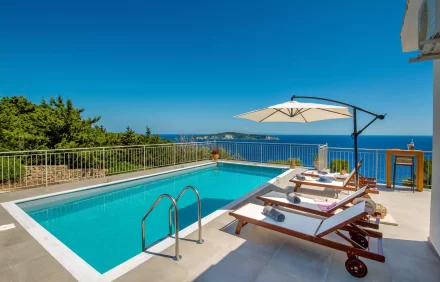 Areti Villa – Costa Villas