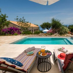 Amara Villa | PaxosRetreats