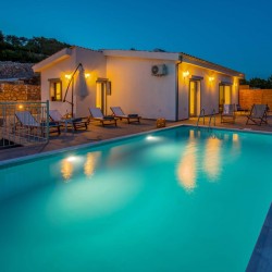 Amfitriti Villa | PaxosRetreats