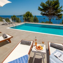 Amfitriti Villa | PaxosRetreats