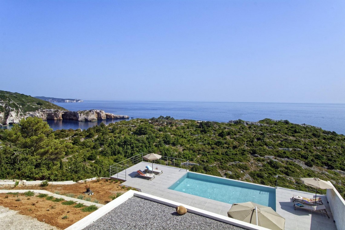 Nemesis Villa - PaxosRetreats