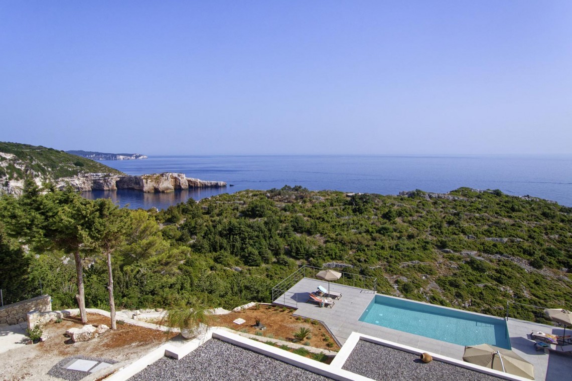 Nemesis Villa - PaxosRetreats