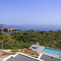 Nemesis Villa - PaxosRetreats